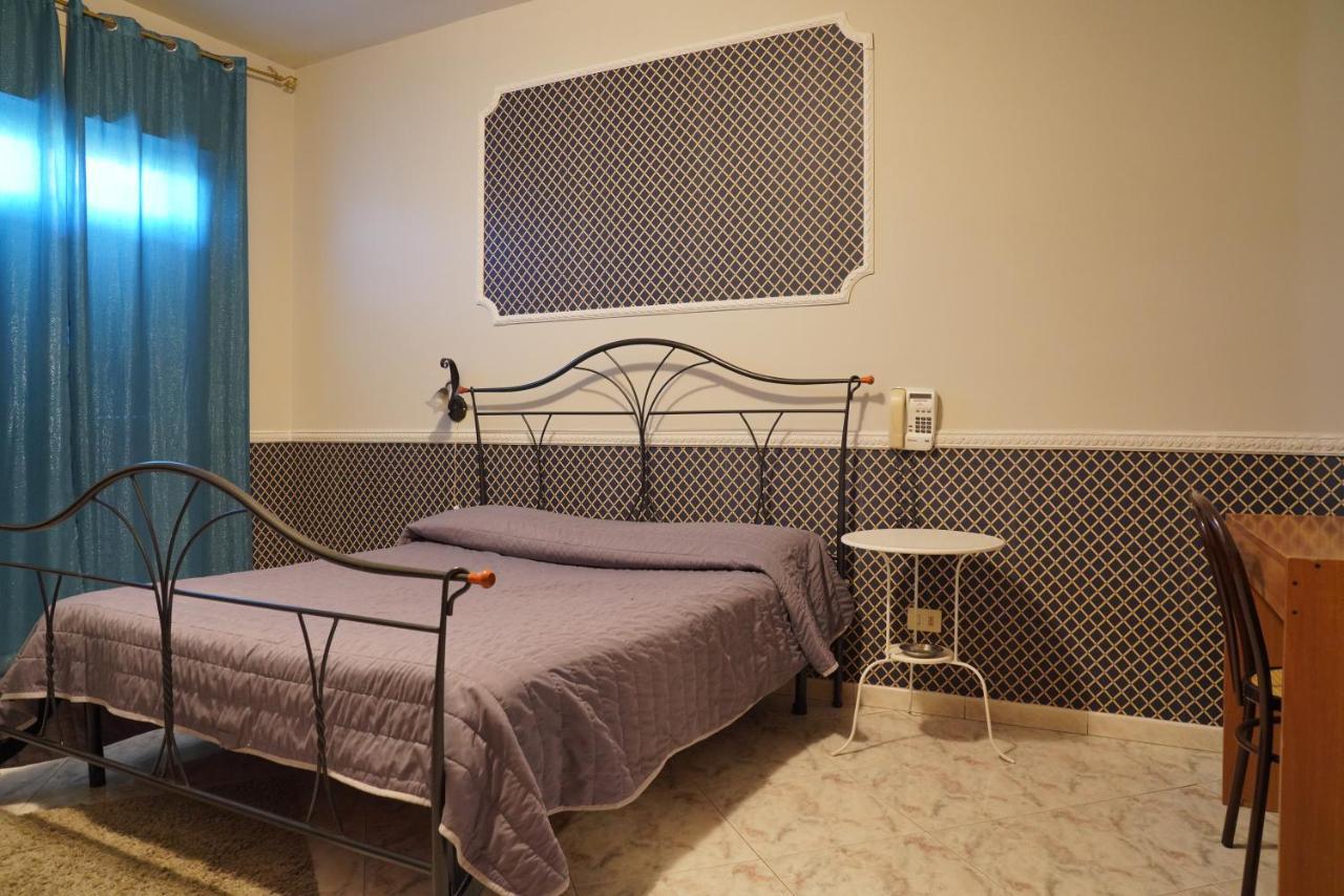 Hotel Stefany Lago Patria Ngoại thất bức ảnh