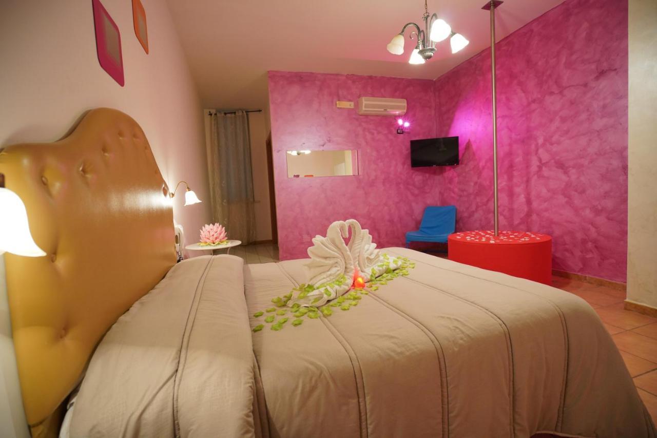 Hotel Stefany Lago Patria Ngoại thất bức ảnh