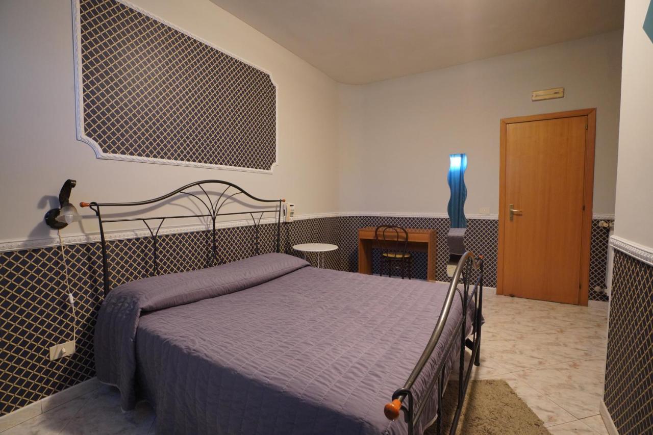 Hotel Stefany Lago Patria Ngoại thất bức ảnh
