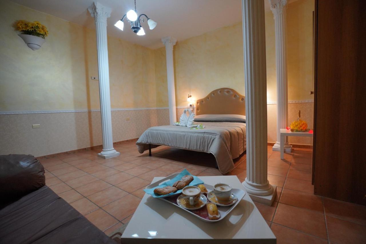 Hotel Stefany Lago Patria Ngoại thất bức ảnh