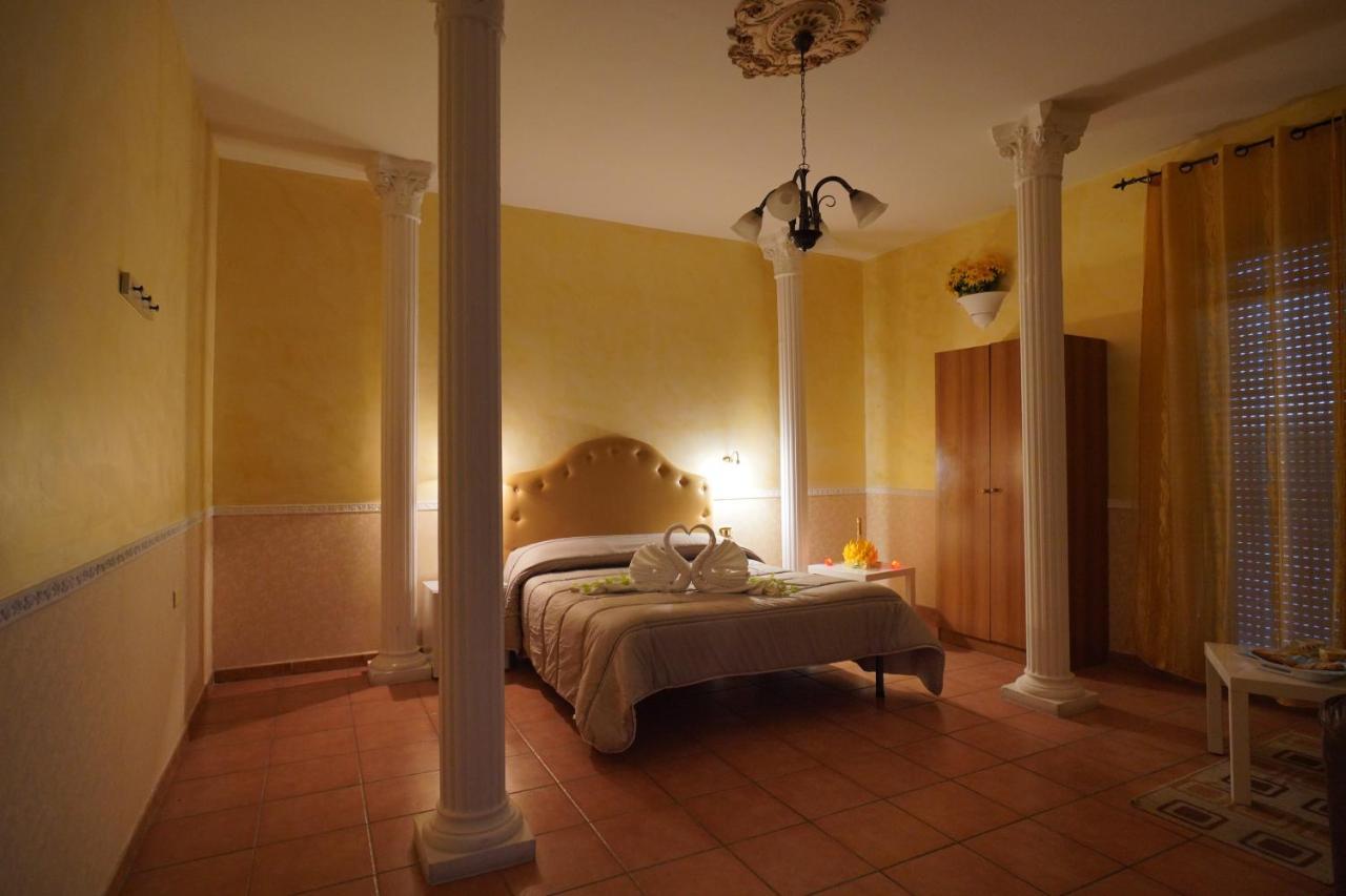 Hotel Stefany Lago Patria Ngoại thất bức ảnh